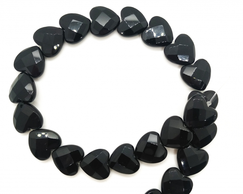 Бусины Агат черный сердечки с гранями 18*7мм натуральные камни Черный