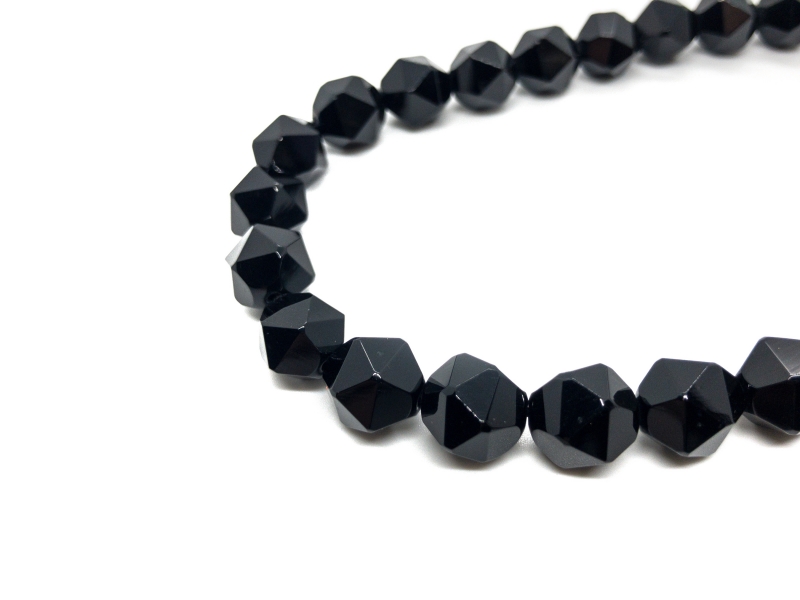 Бусины Агат черный форма многоугольная размеры 6мм 8мм 10мм 12мм натуральный камень 6 мм Черный