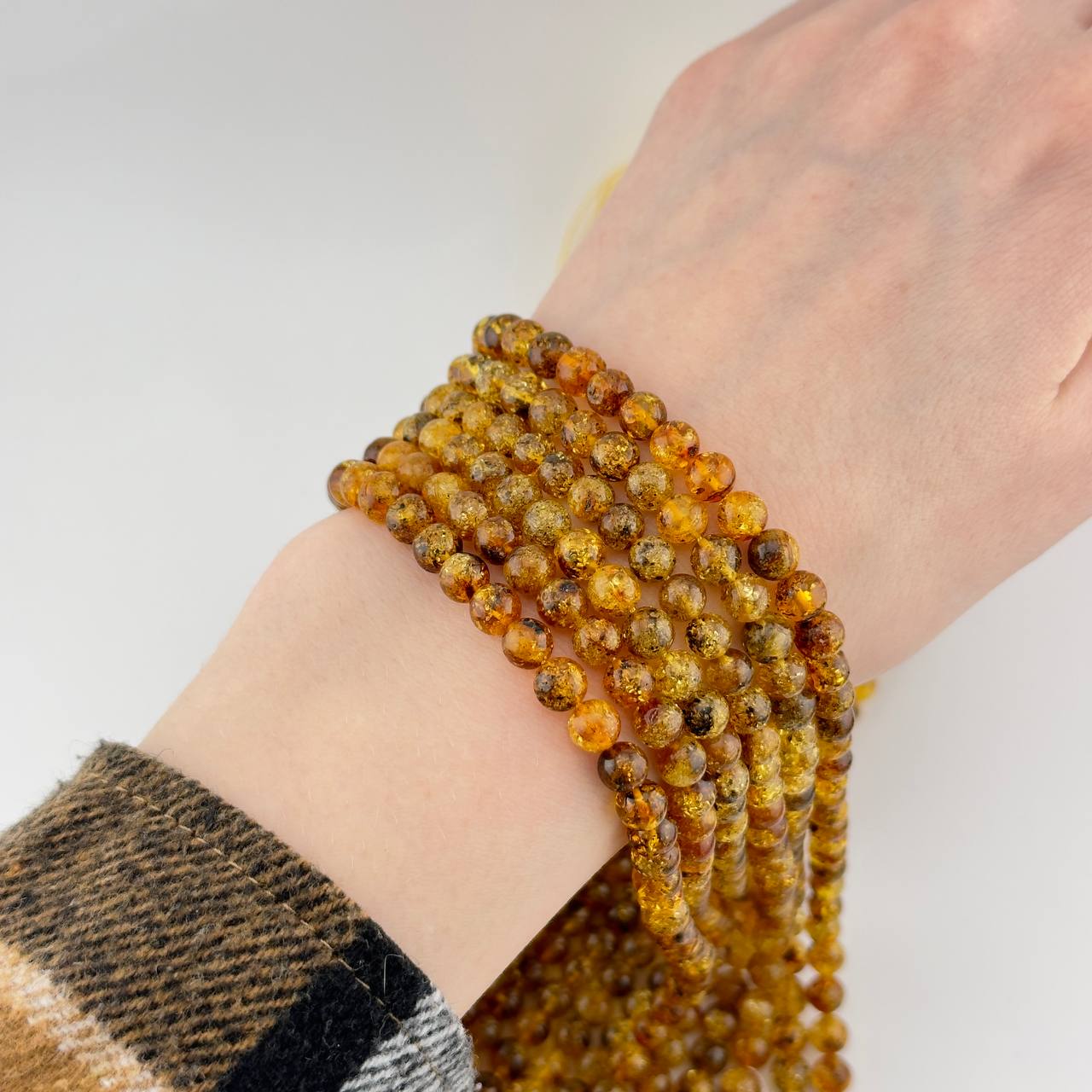 Янтарь натуральный размер 6мм