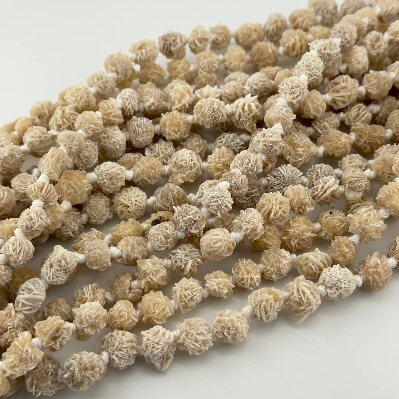 Бусины Роза пустыни размер 12*16мм